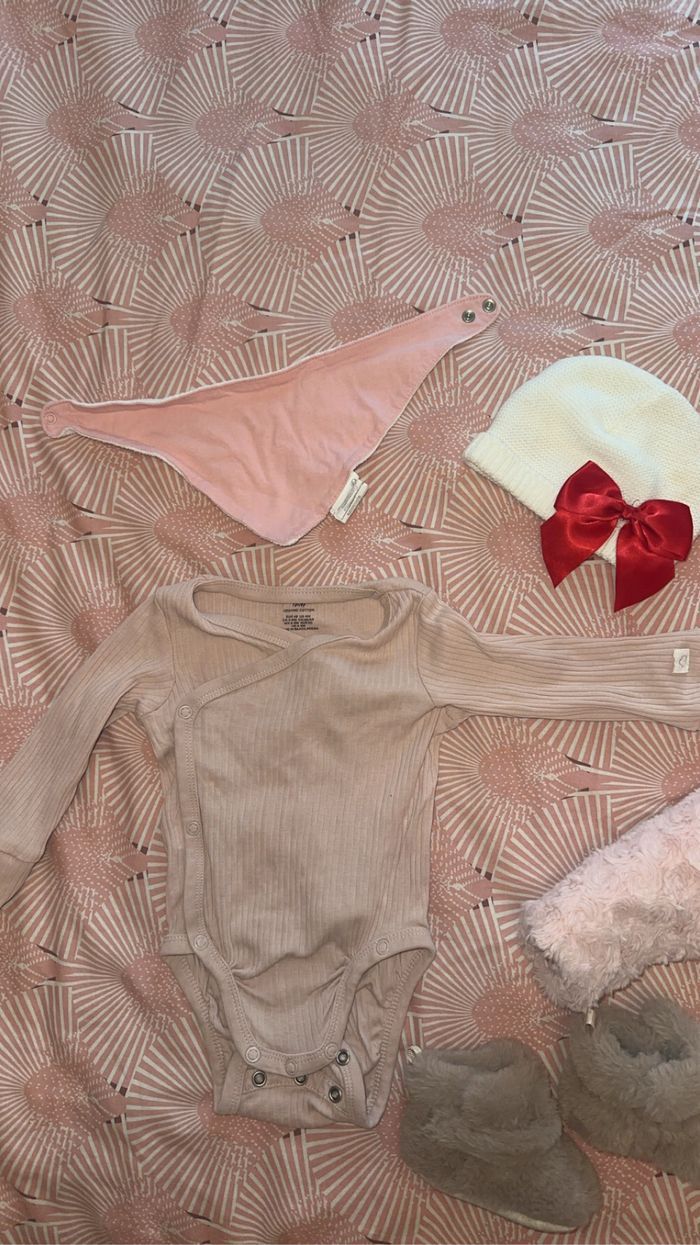 Lot manteau orchestra , body et accessoires de marque - photo numéro 6