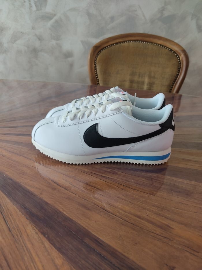 Baskets Nike Cortez T 39 - photo numéro 2