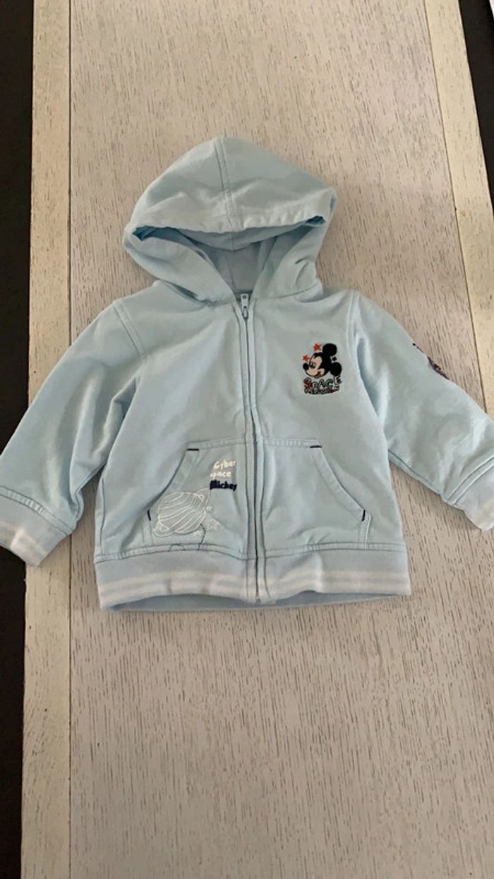Veste Mickey taille 18 mois