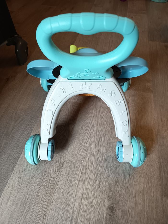 Trotteur très bon état - photo numéro 2