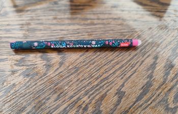 Stylo effaçable fleur