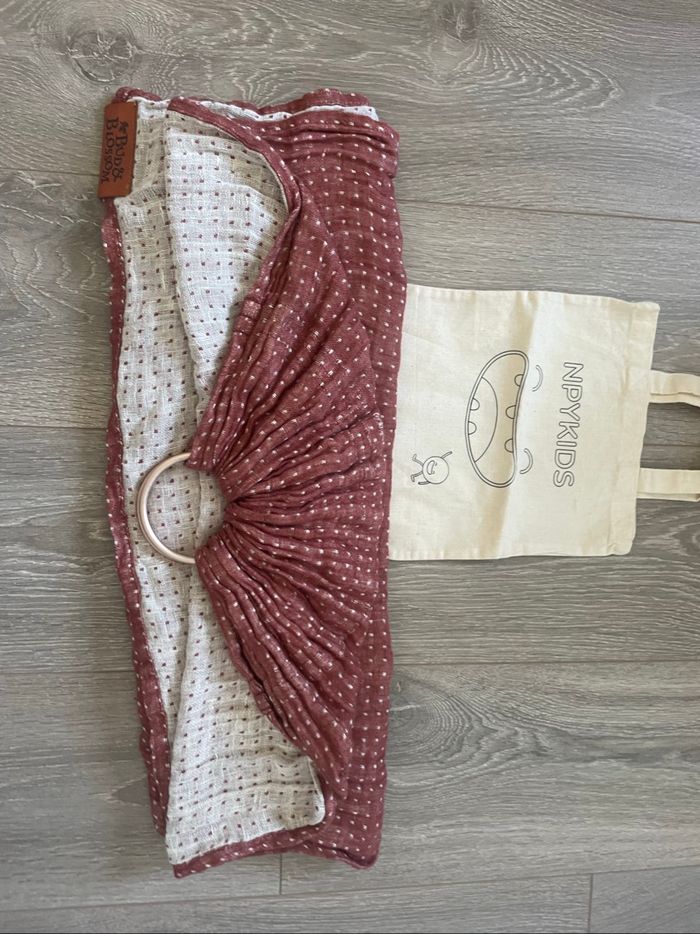 Portage sling ringsling de la marque Bud&Blossom 100% lin - photo numéro 3