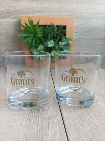 Lot 2 verres grant's