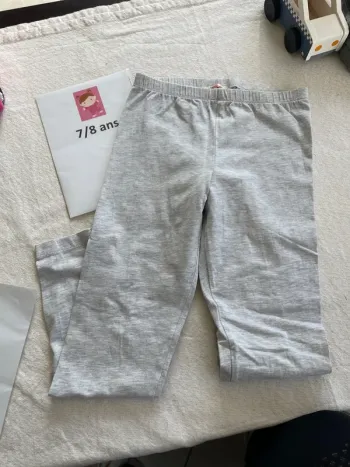 Legging DPAM 6/8 ans neuf