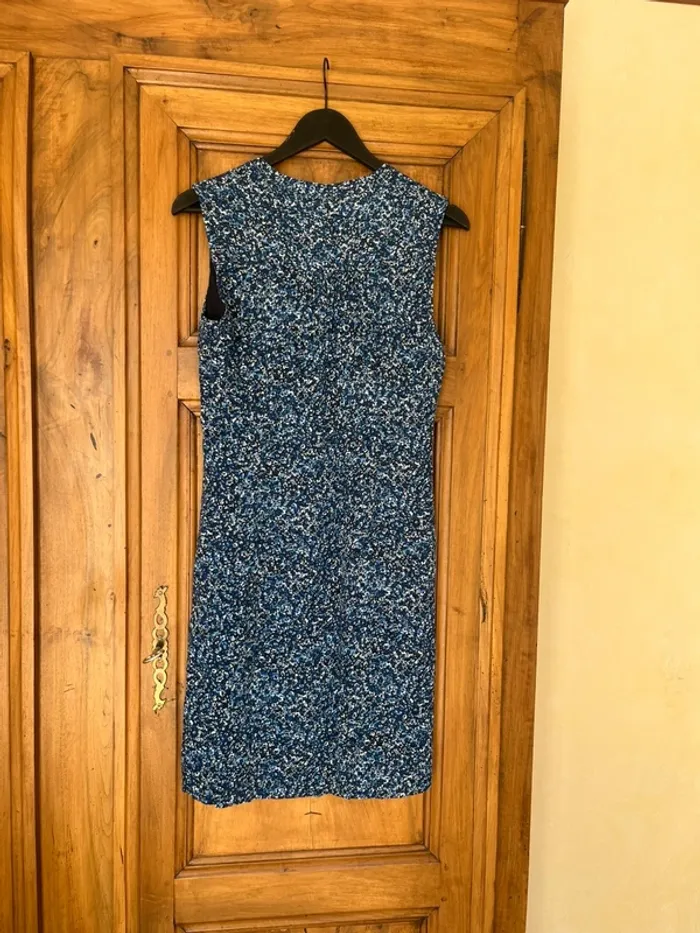 Robe Caroll bleue fleurie – Taille 42 - photo numéro 2