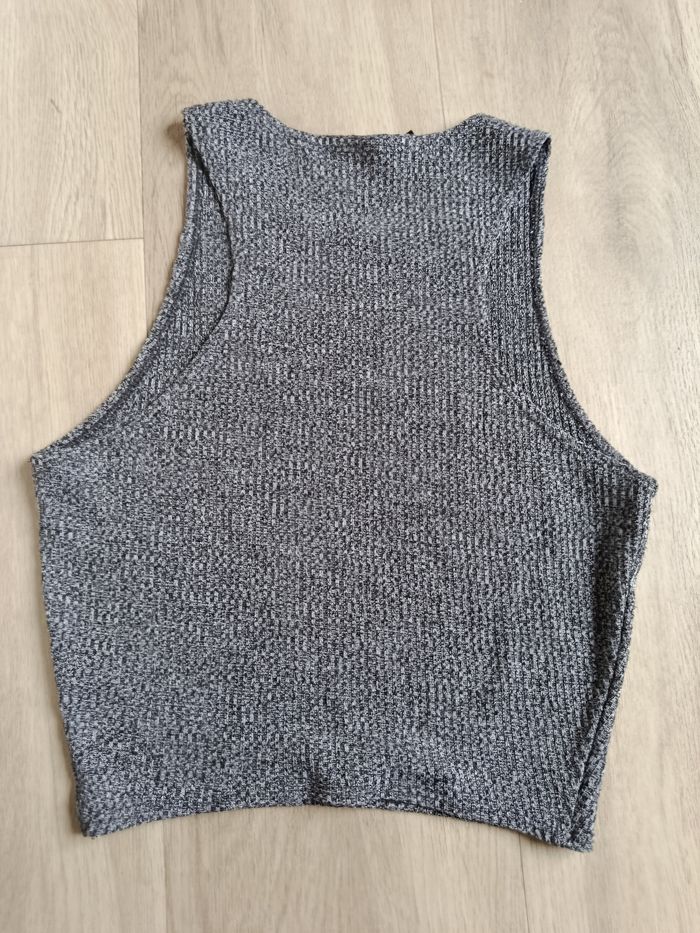 Haut court gris taille XS - photo numéro 2