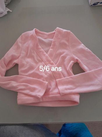 Gilet caché cœur rose 5/6 ans