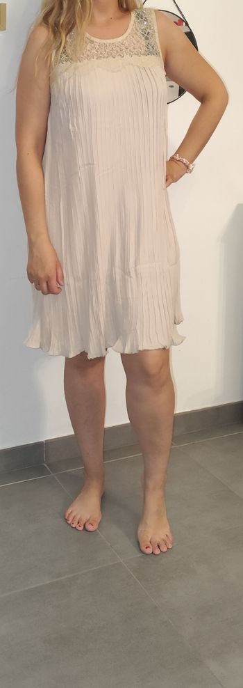 Robe strass dentelle