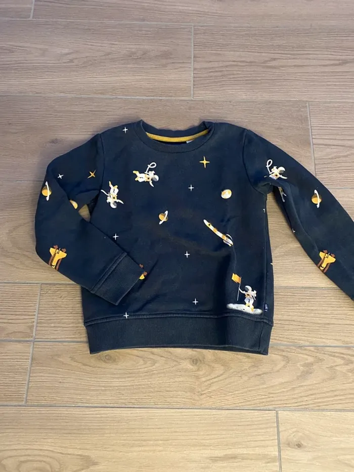 Pull sweat okaidi 8 ans