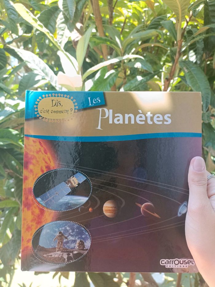 Livre "Dis c'est comment les planètes ?" - photo numéro 2