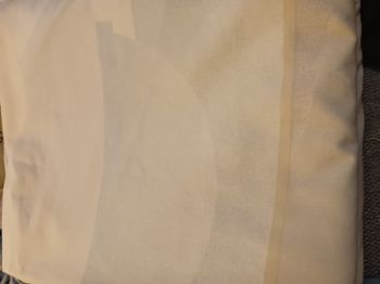 drap plat imprimé pastel pour lit 2 pers 50% coton 50% polyester (accroc rapiècé proprement)