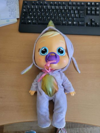 POUPEE CRY BABY