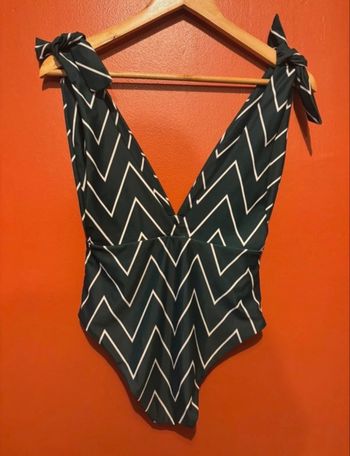 Maillot une pièce échancré