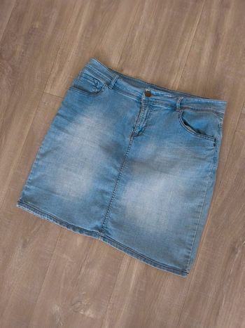 Jupe en jean bleu clair 42