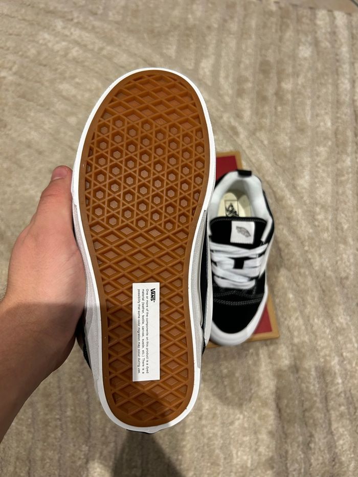 Paire de Vans Knu Skool femme - Taille 36.5 - photo numéro 4
