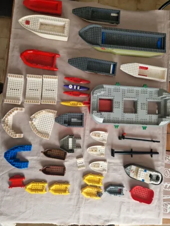 Lot pieces bateau lego