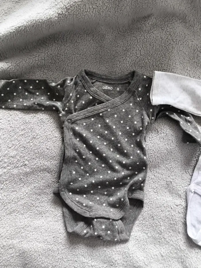 Lot de deux bodies Gémo - photo numéro 2