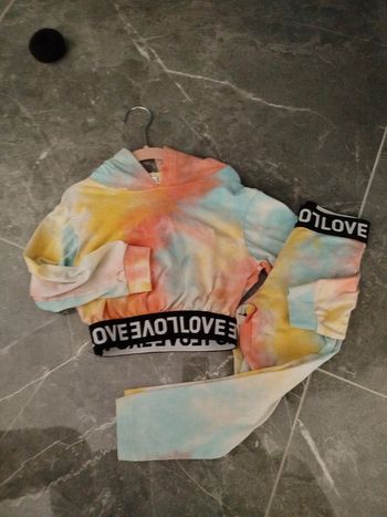 Ensemble sport legging croc top coloré fille 4 ans tye and dye arc en ciel