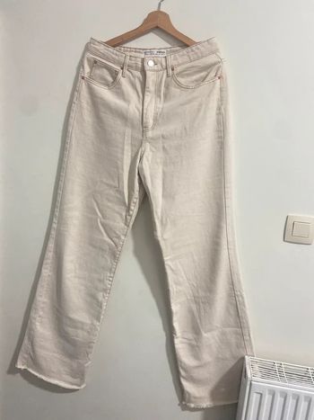 Magnifique pantalon beige stradivarius