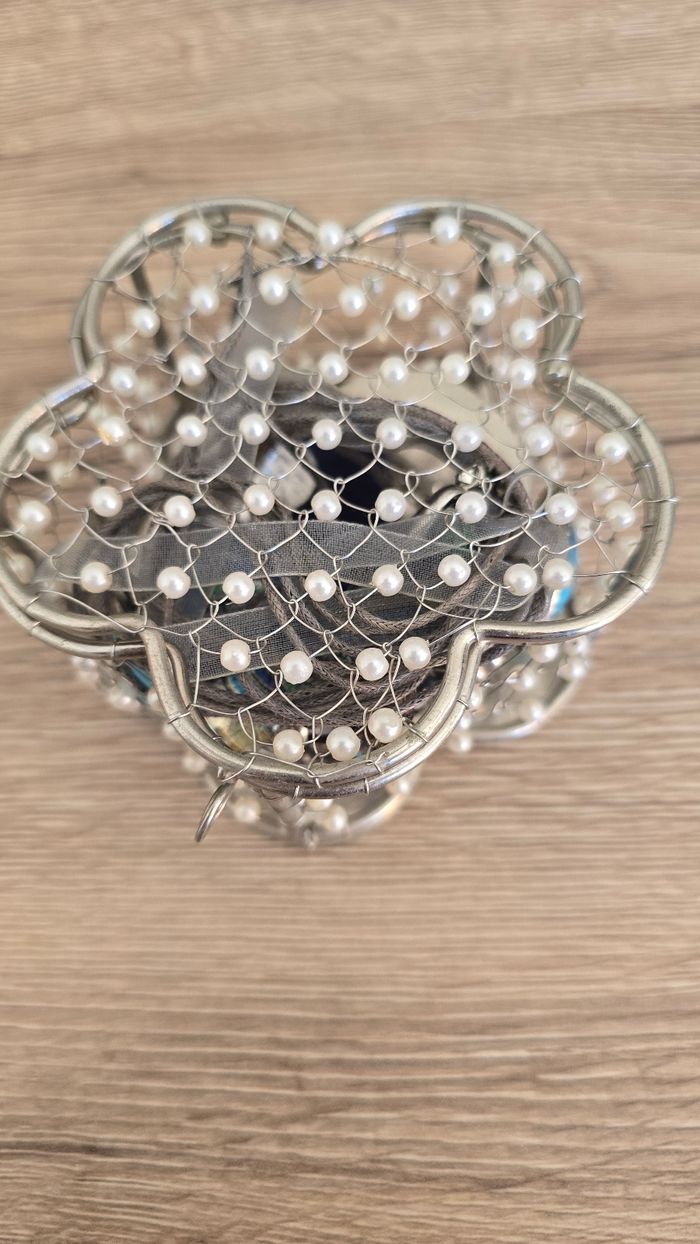 Lot bijoux argentés et bleus avec boîte à bijoux - photo numéro 9