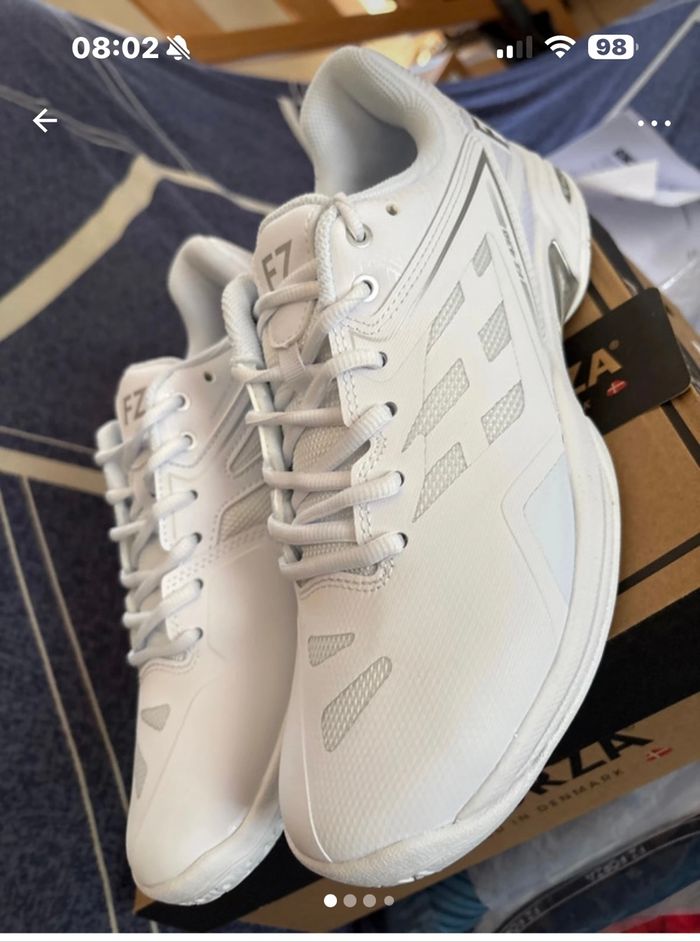 Chaussures de salle Forza