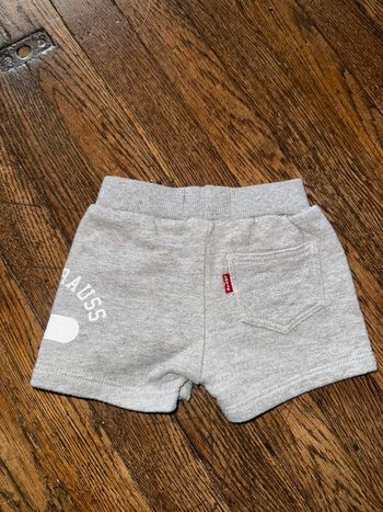 Short Levi’s  3 mois
