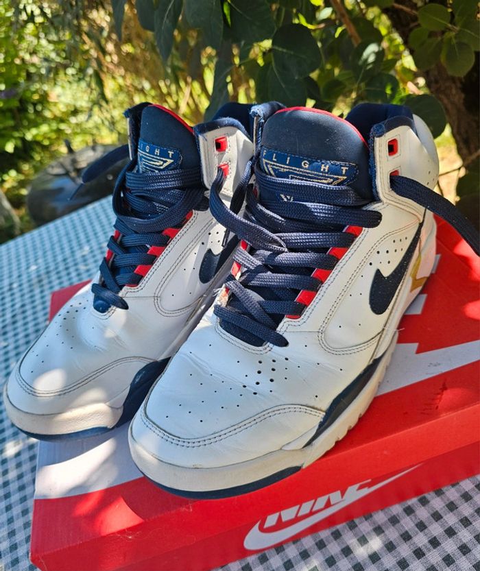 Nike air flight lite mide 42