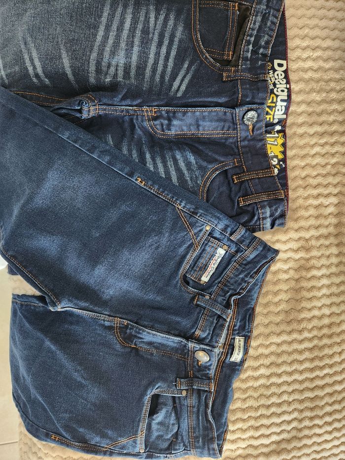 Lot 2 Jeans