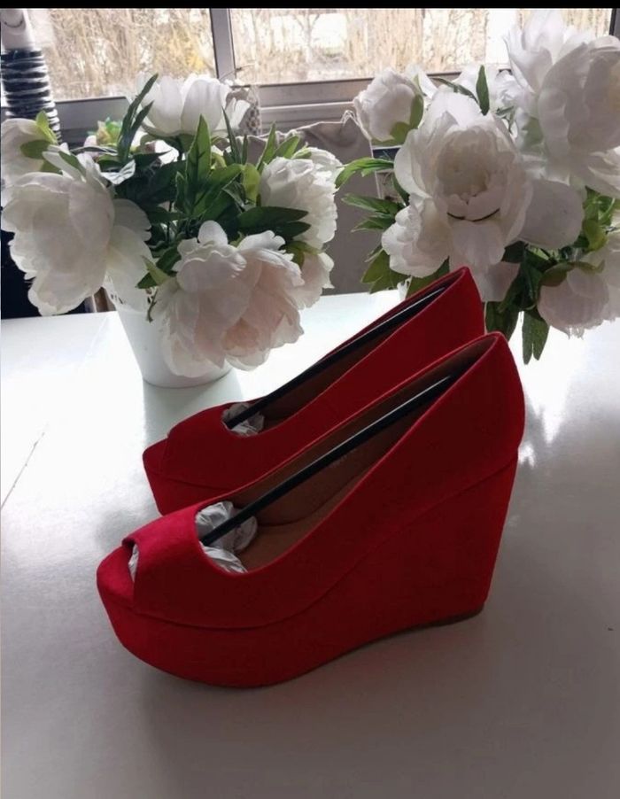 Chaussures compensées pointure 40 neuves - photo numéro 3