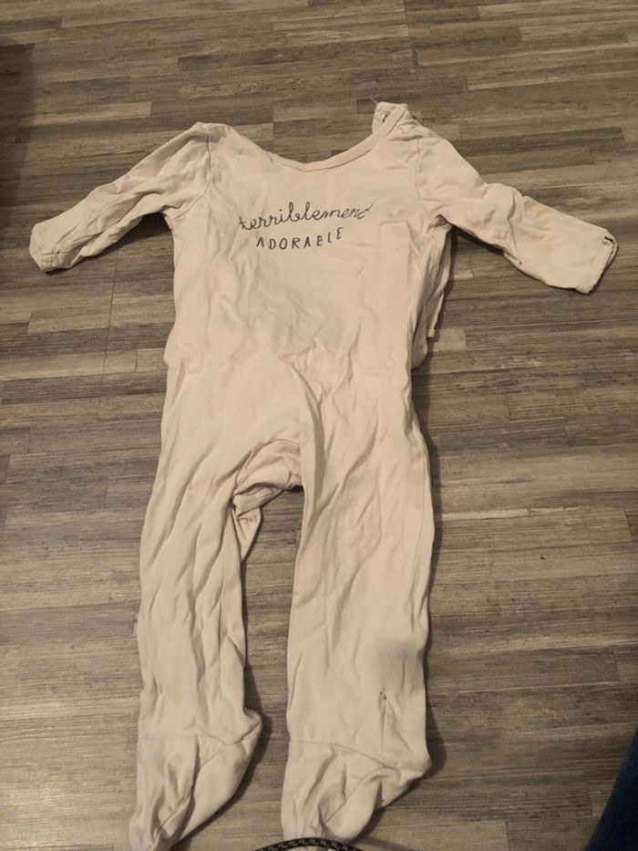 Pyjama léger mixte beige TB état 12 mois