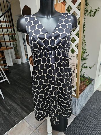 H&M robe satinée taille 34