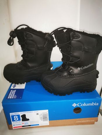 Bottes neuves columbia taille 25