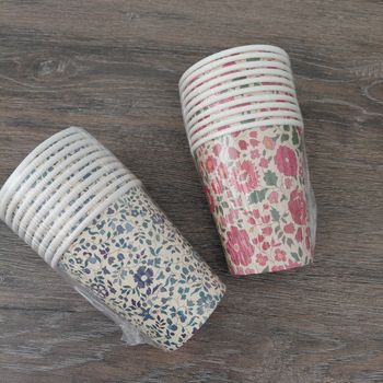 Lot de 20 gobelets en carton motifs liberty