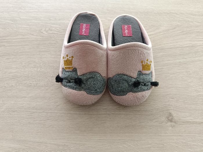 Pantoufles fille Kickers pointure 28