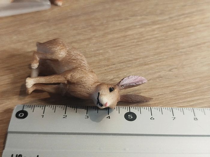 Figurine lièvre Animal de la forêt - photo numéro 4