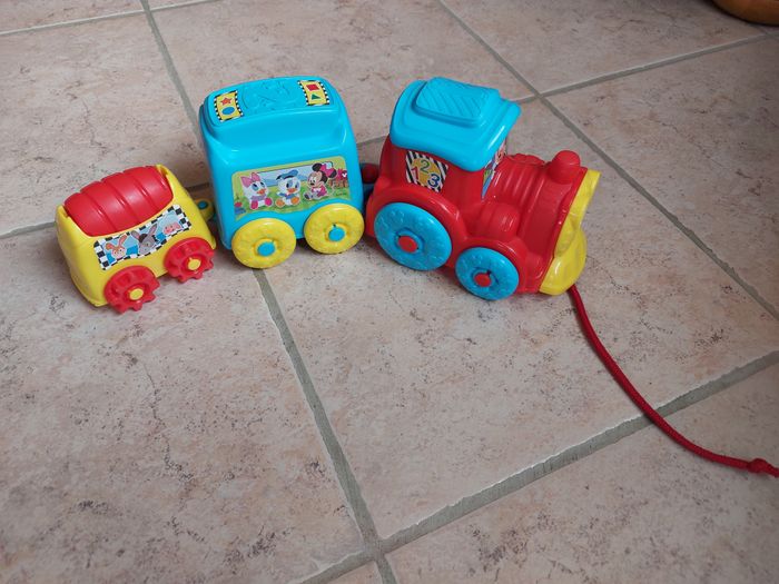 Train d'activités - Disney BabyTrain d'activités - Disney Baby - photo numéro 2