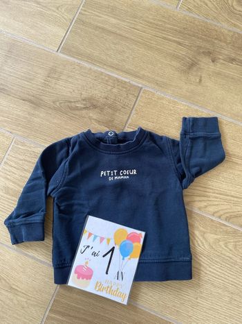 Pull 12 mois kiabi petit cœur de maman