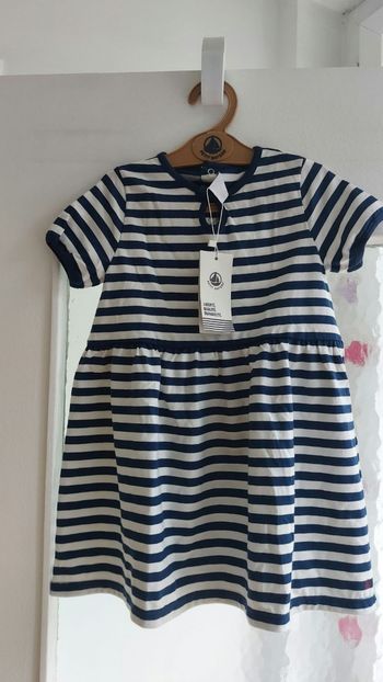 Robe petit bateau taille 36 mois neuve