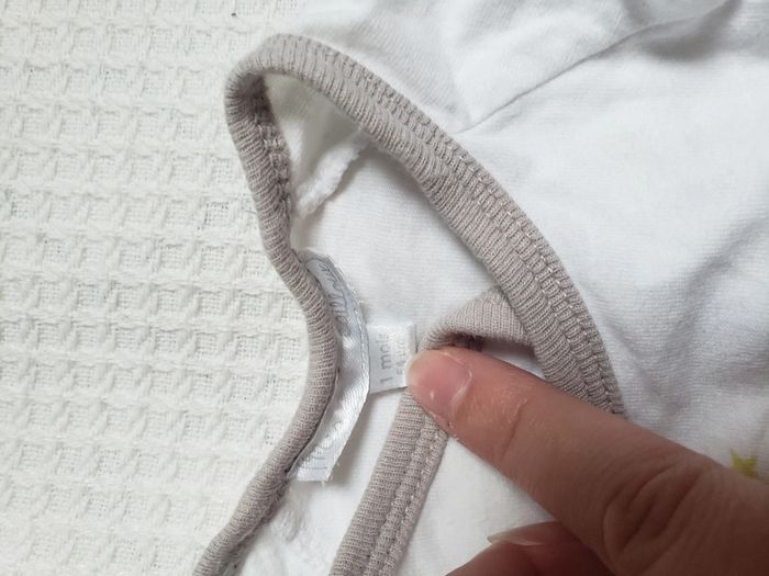 Lot de 4 bodies - photo numéro 5