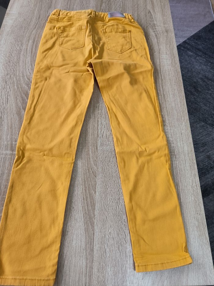 Jean fille taille 10 ans couleur jaune orangé marque in Extenso - photo numéro 3