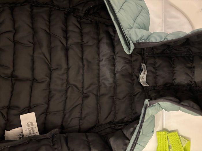 Fine doudoune 6 mois - photo numéro 2