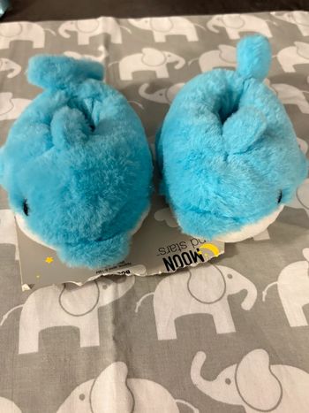 Petite pantoufle dauphin