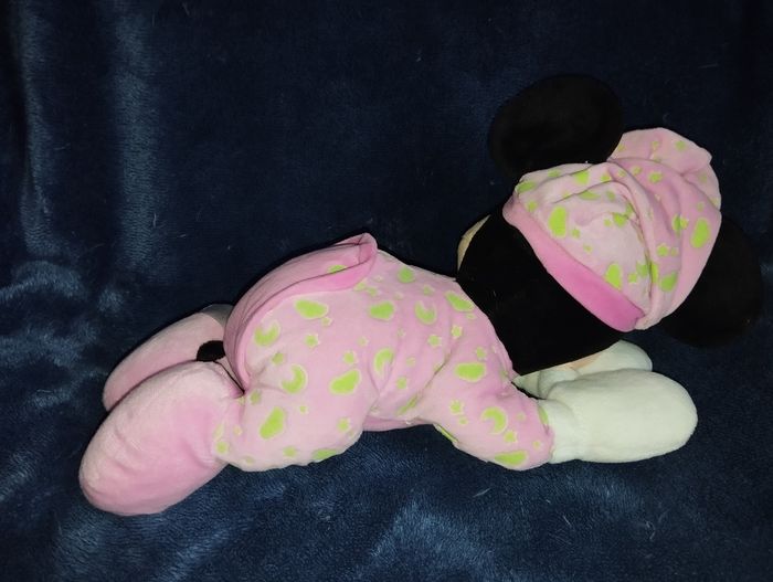 Nounours Disney Minnie allongée - photo numéro 2