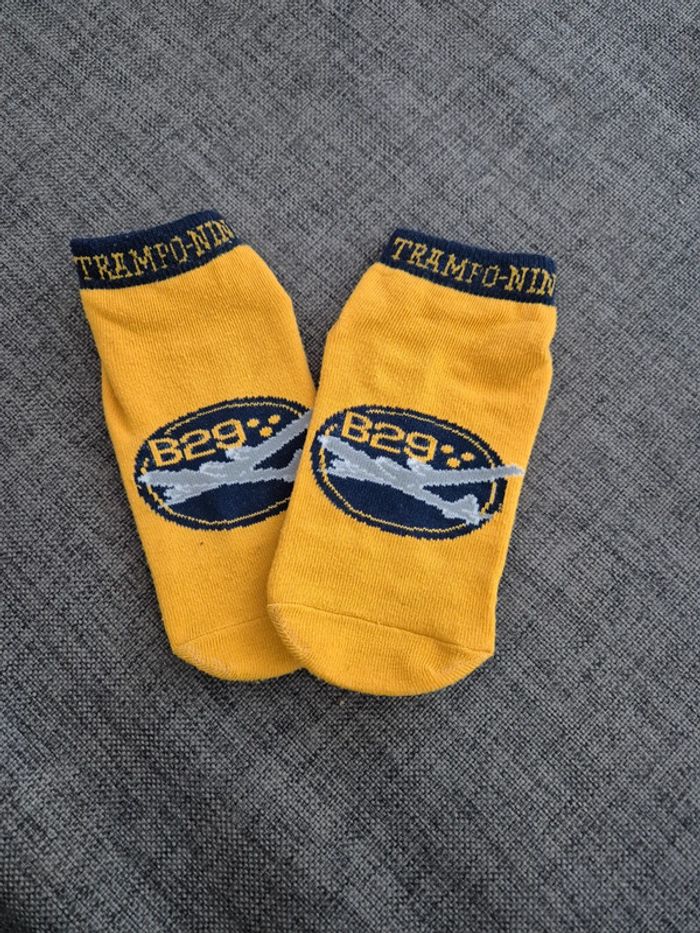 Paire de chaussettes anti derapantes