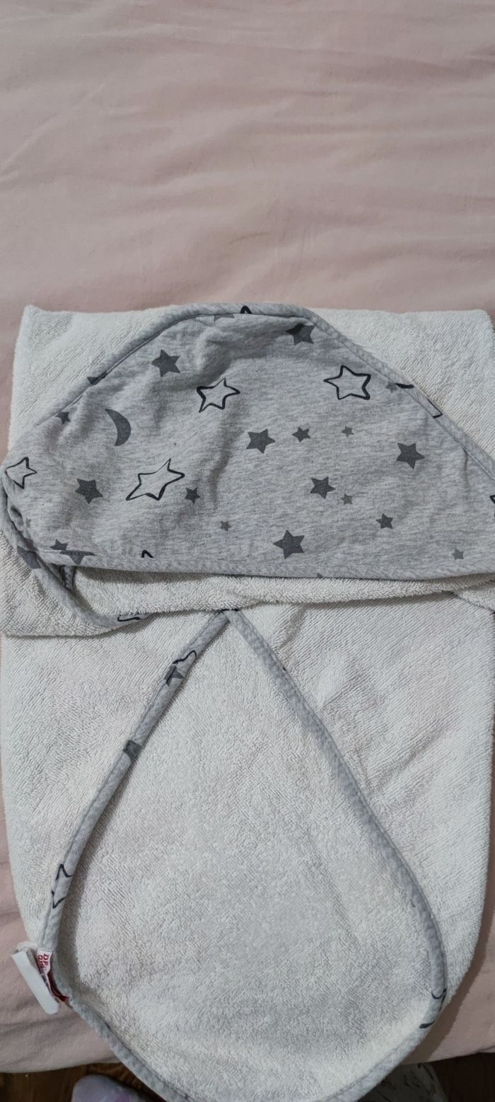 DPAM. Serviette pour bébé - photo numéro 1
