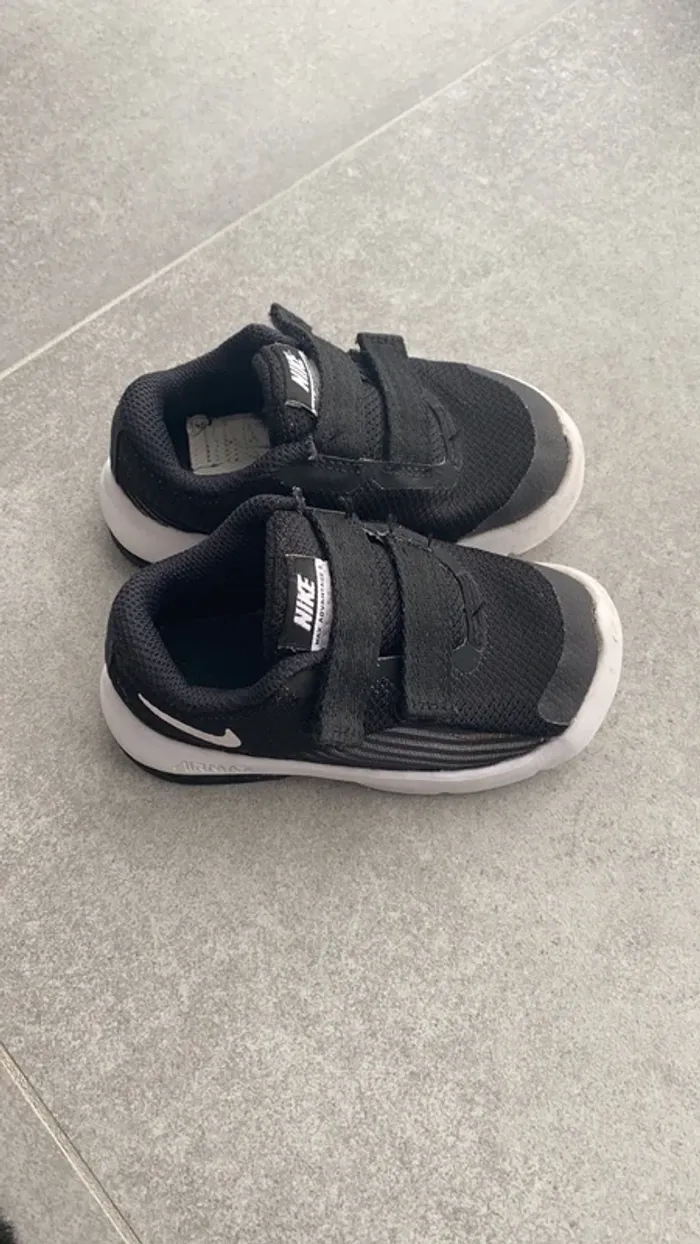 Chaussure Nike - photo numéro 2