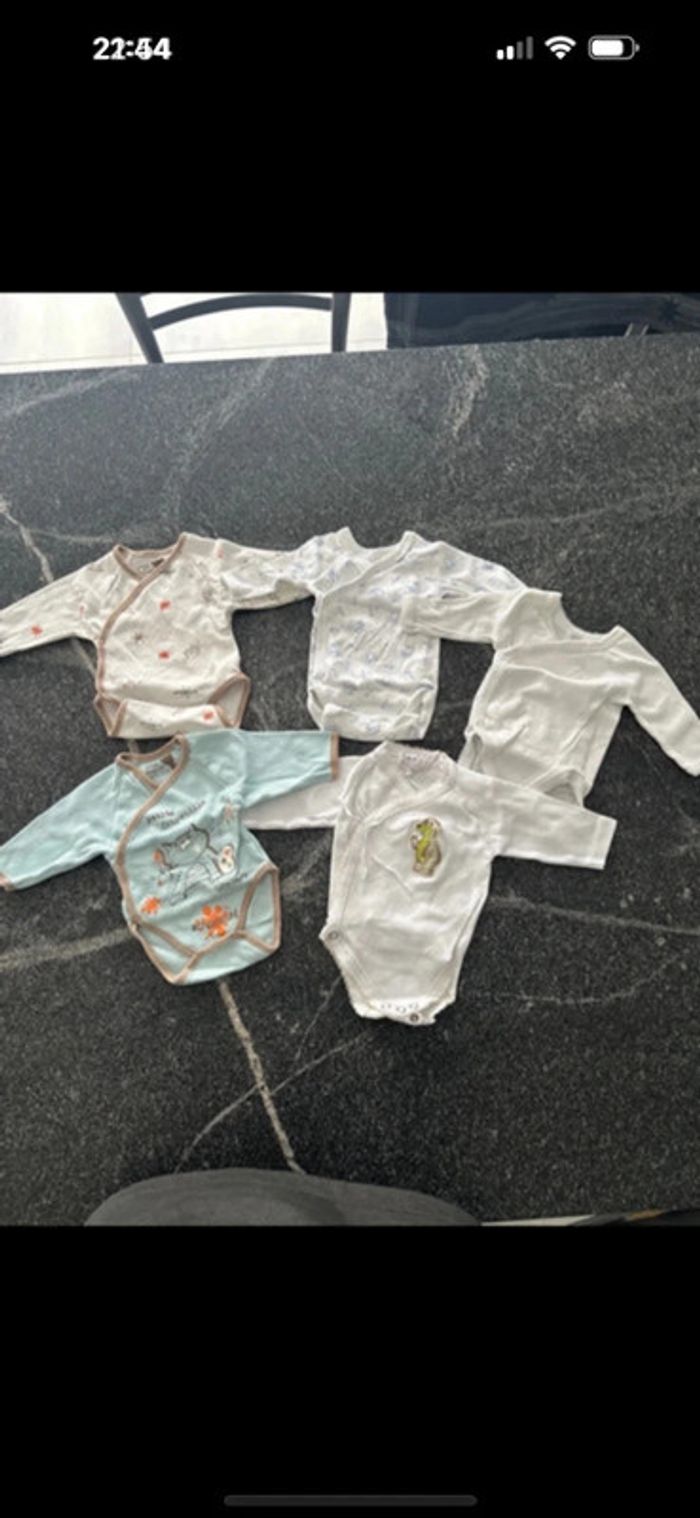 Lot de 5 bodies bon état voir très bon