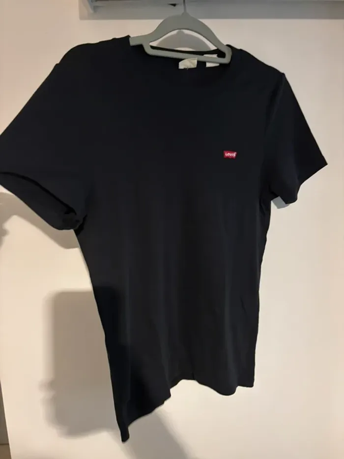 T-shirt noir Levi’s – Taille XS - photo numéro 2