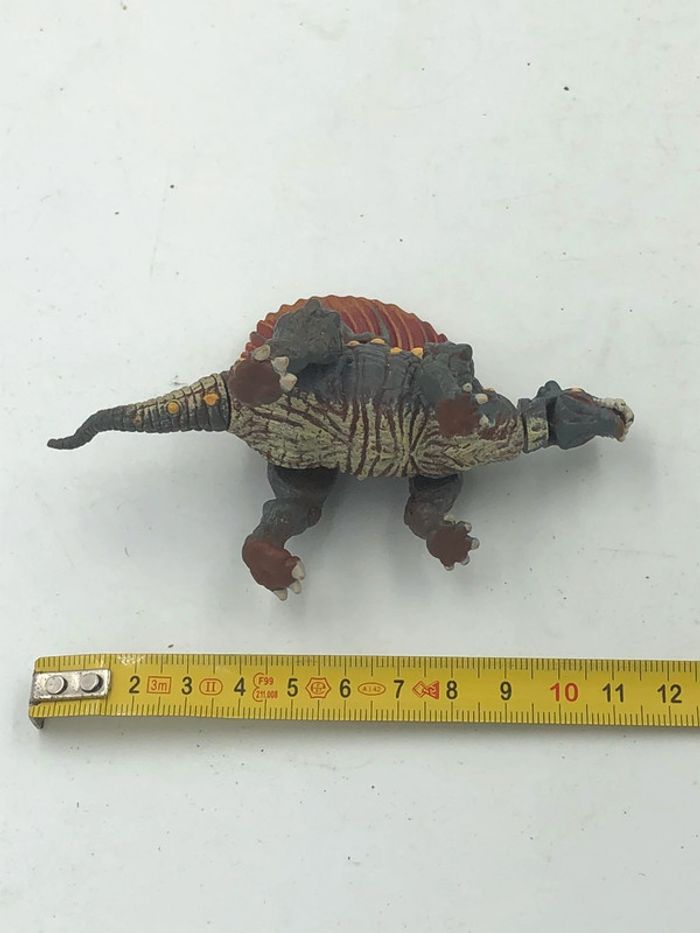 Figurine dinosaure / dragon 10 x 8 cm - photo numéro 6