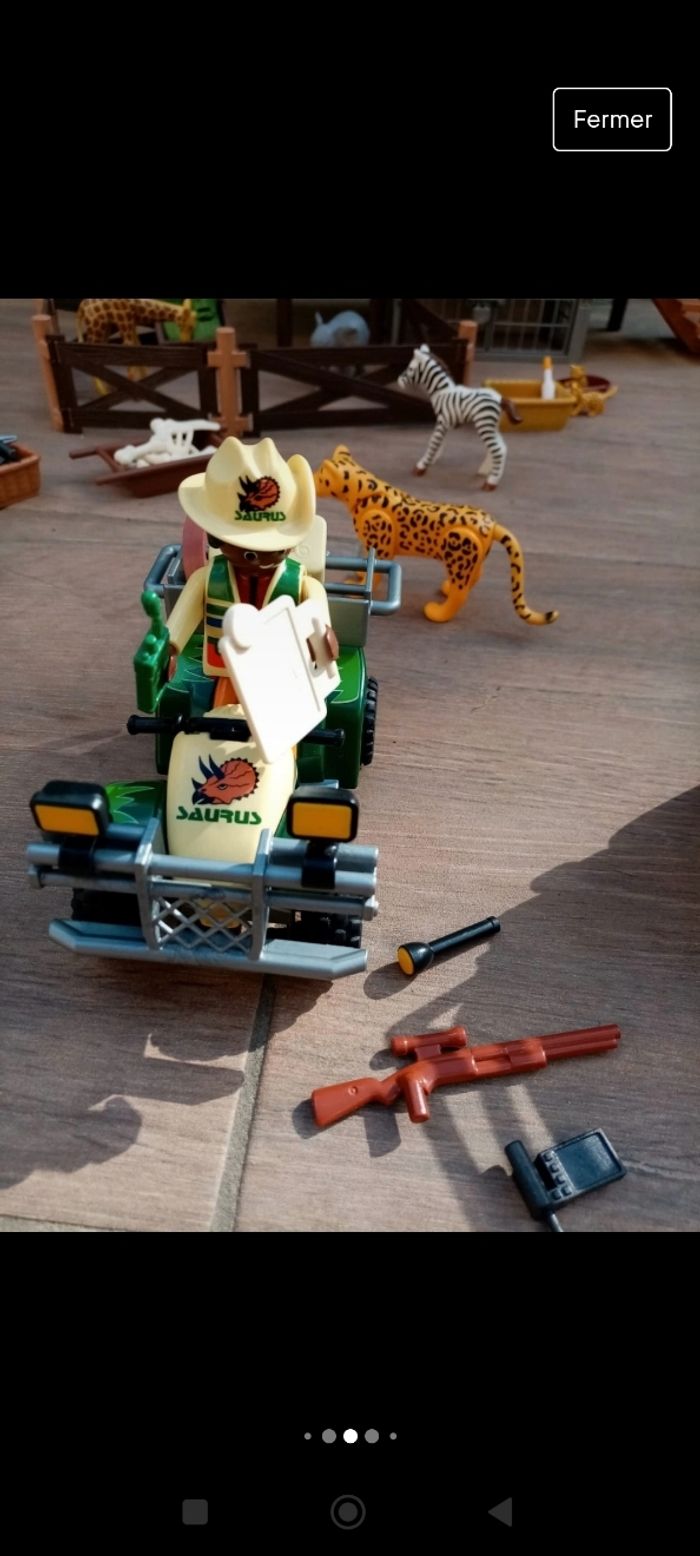 Playmobil Centre de soins pour animaux plus tous les véhicules - photo numéro 4